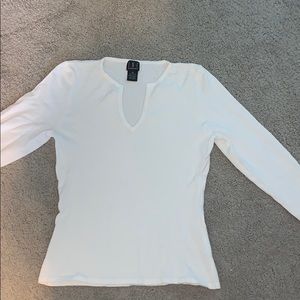white long sleeve blouse